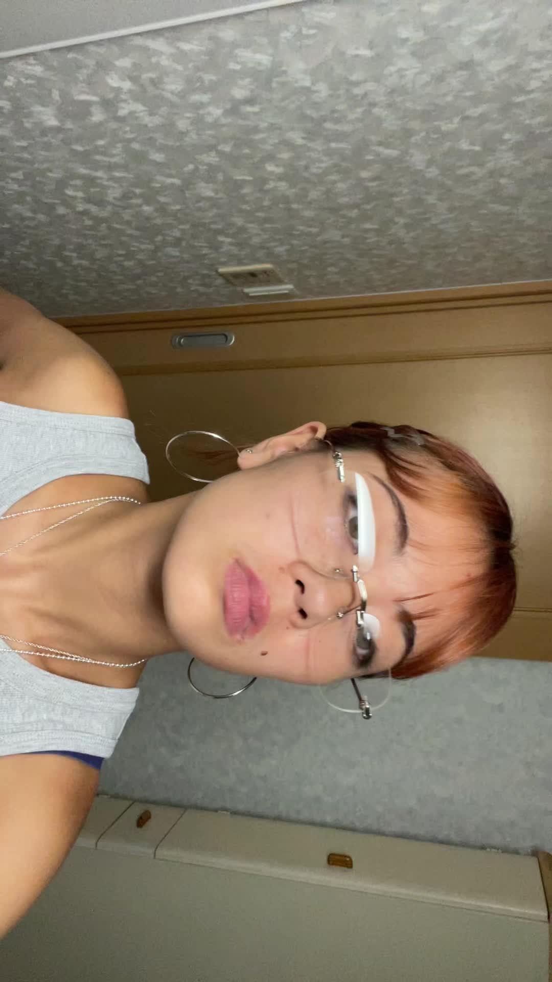 @miasky