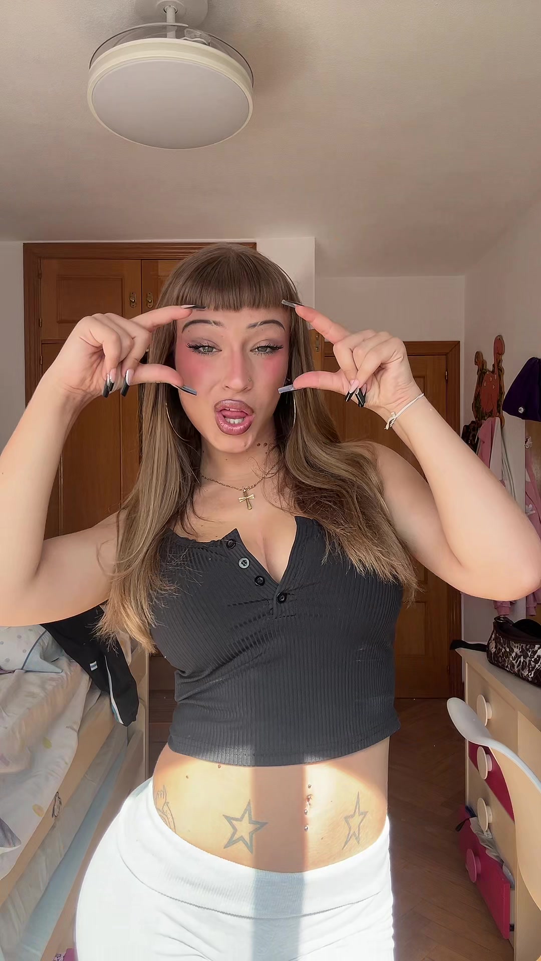@lachikavampira