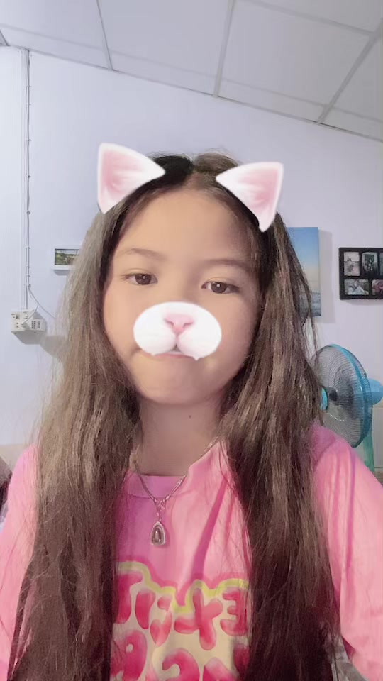 @น้องมิดซี่ขี้แตก.