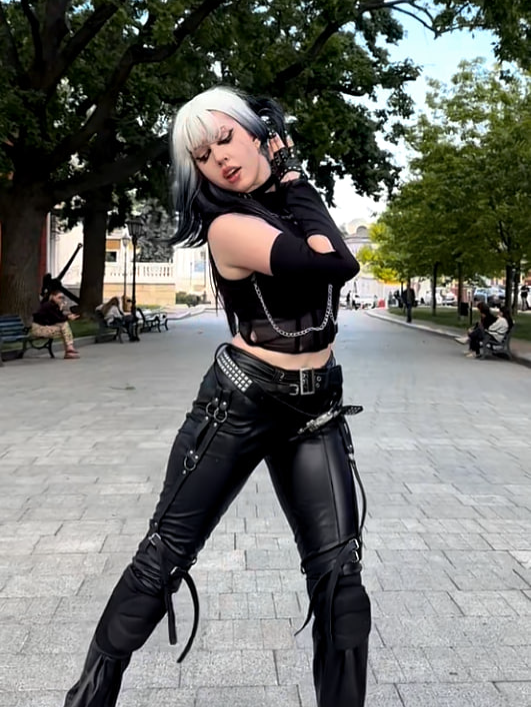 @AriVu