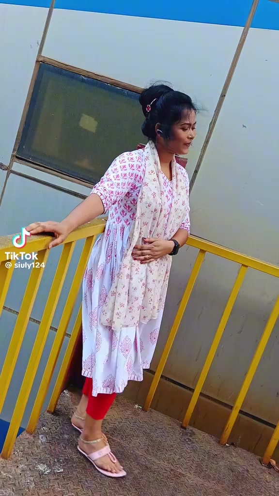 @সুমি 🌾🌾🌾🌾🌷🌷🌷🌷