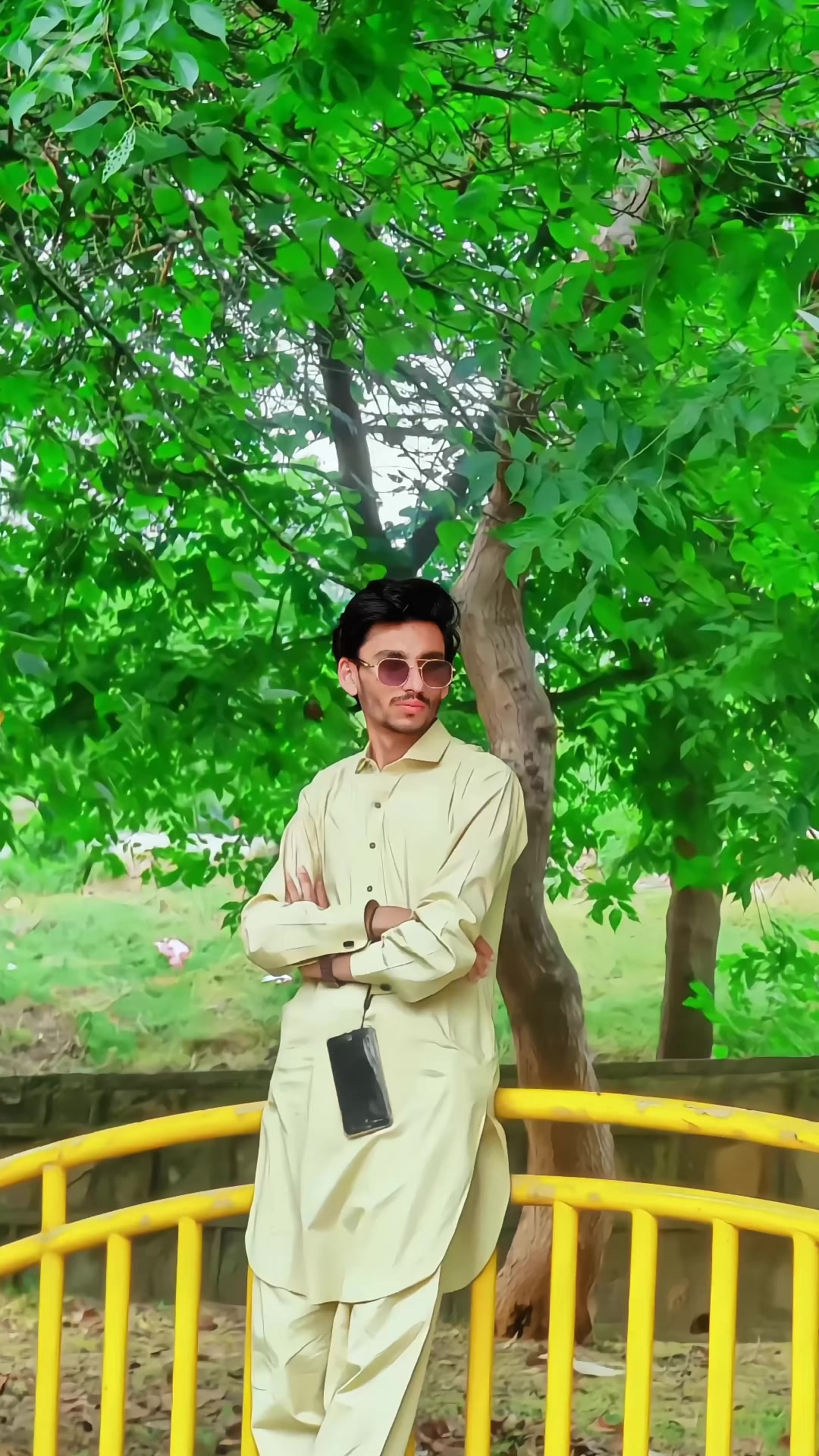 @⚜️stylish boy..🐼