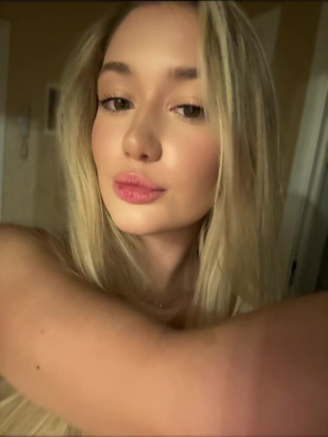 @karina_yu