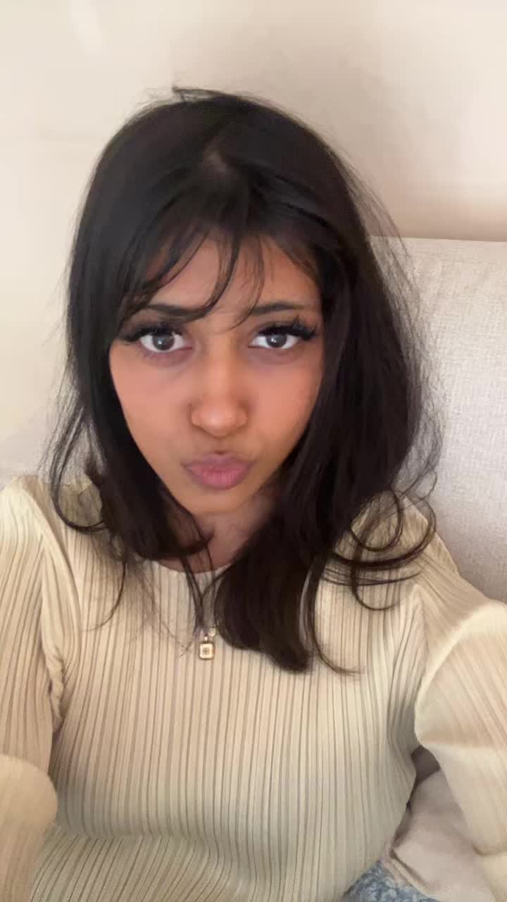 @￼