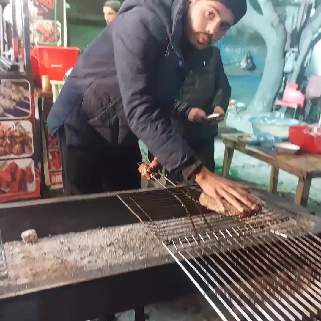 @Foodies on Road - Official