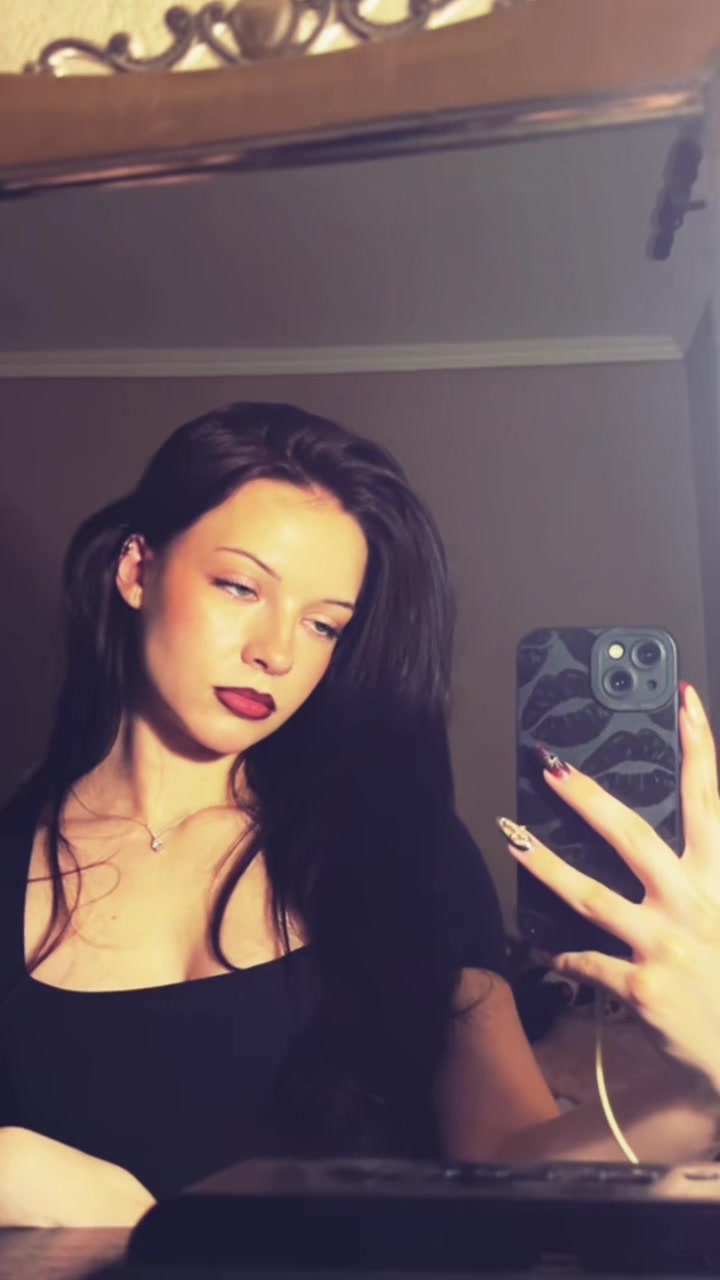 @Franciska &Agrave;rgyusi