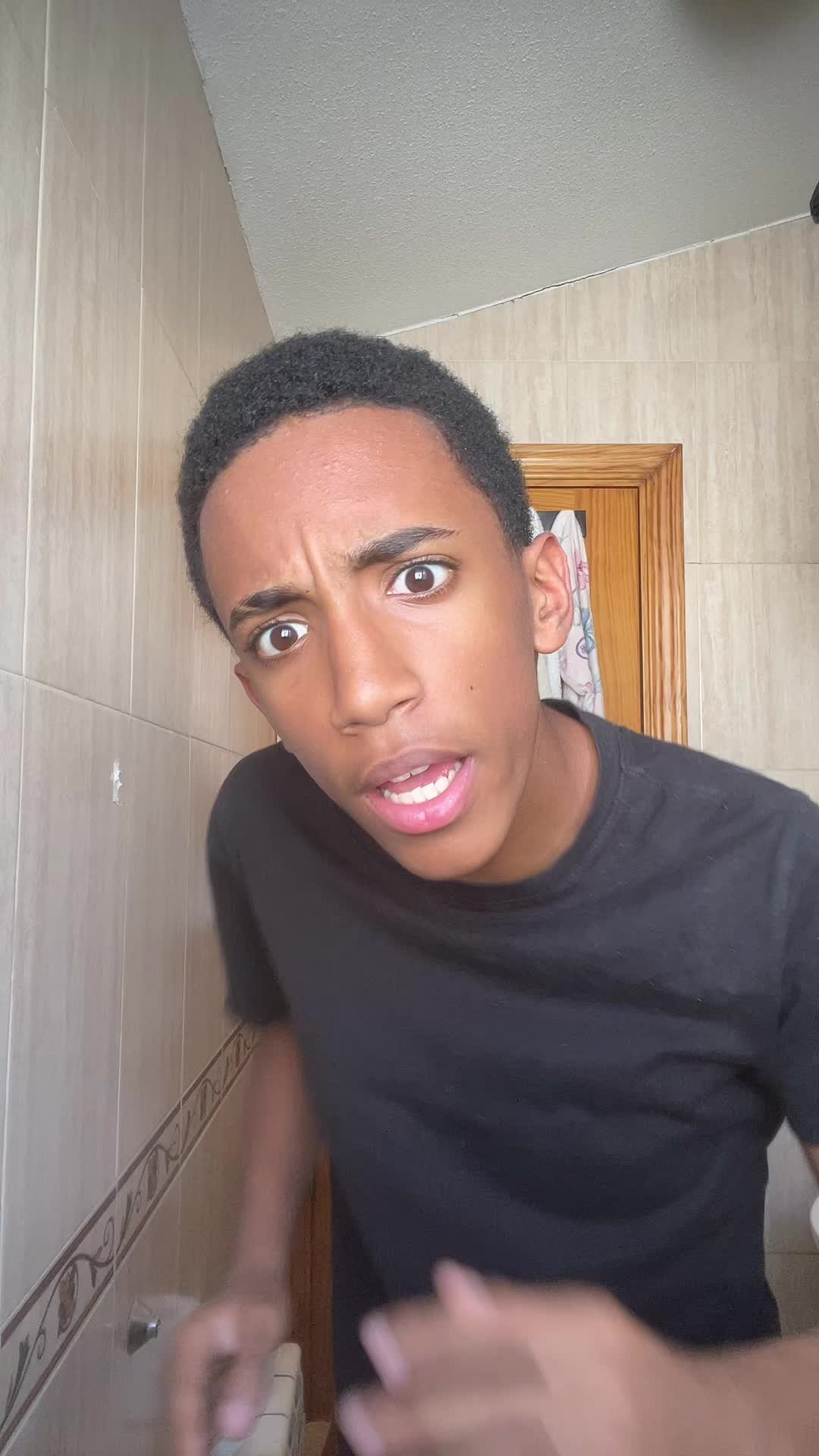 @izan.cm