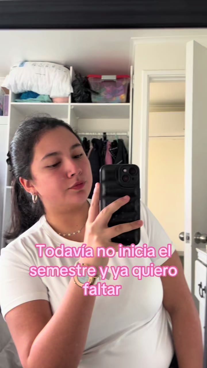 @valeee_rojas