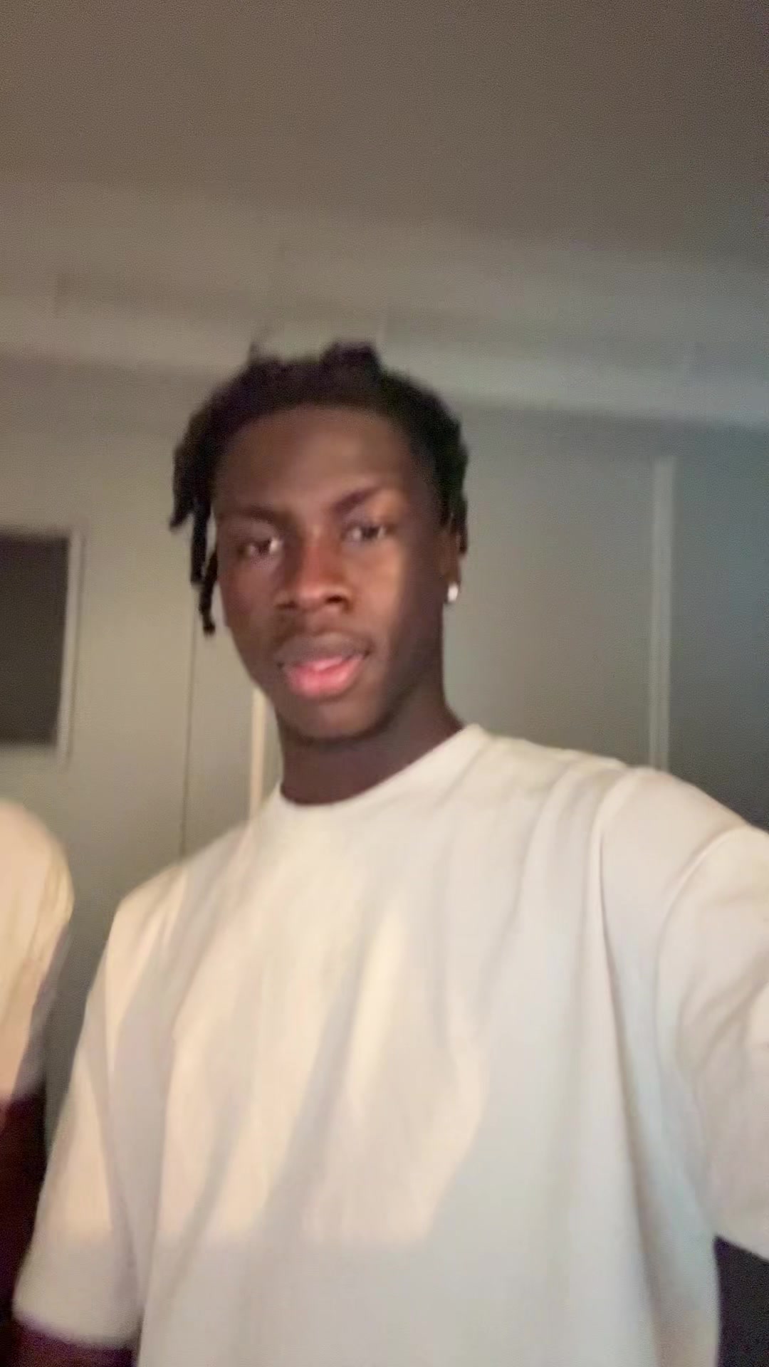 @𝐑𝟐 𝐱 𝐁𝟐