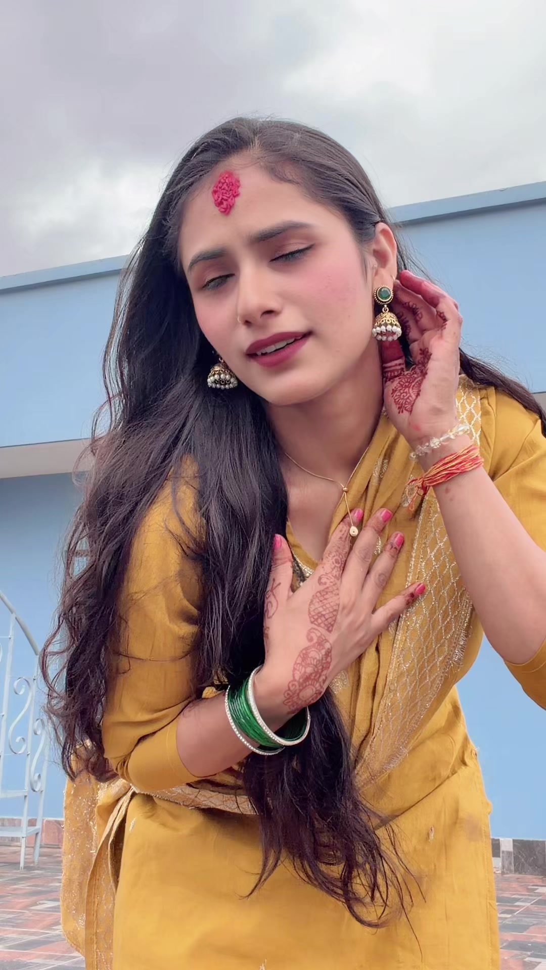 @Gauri😁❤️🌺