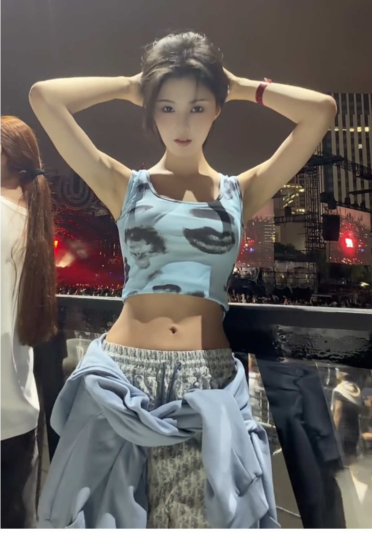@Cccooo9