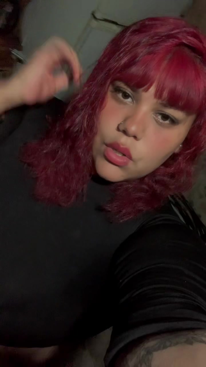 @Priscila🦋