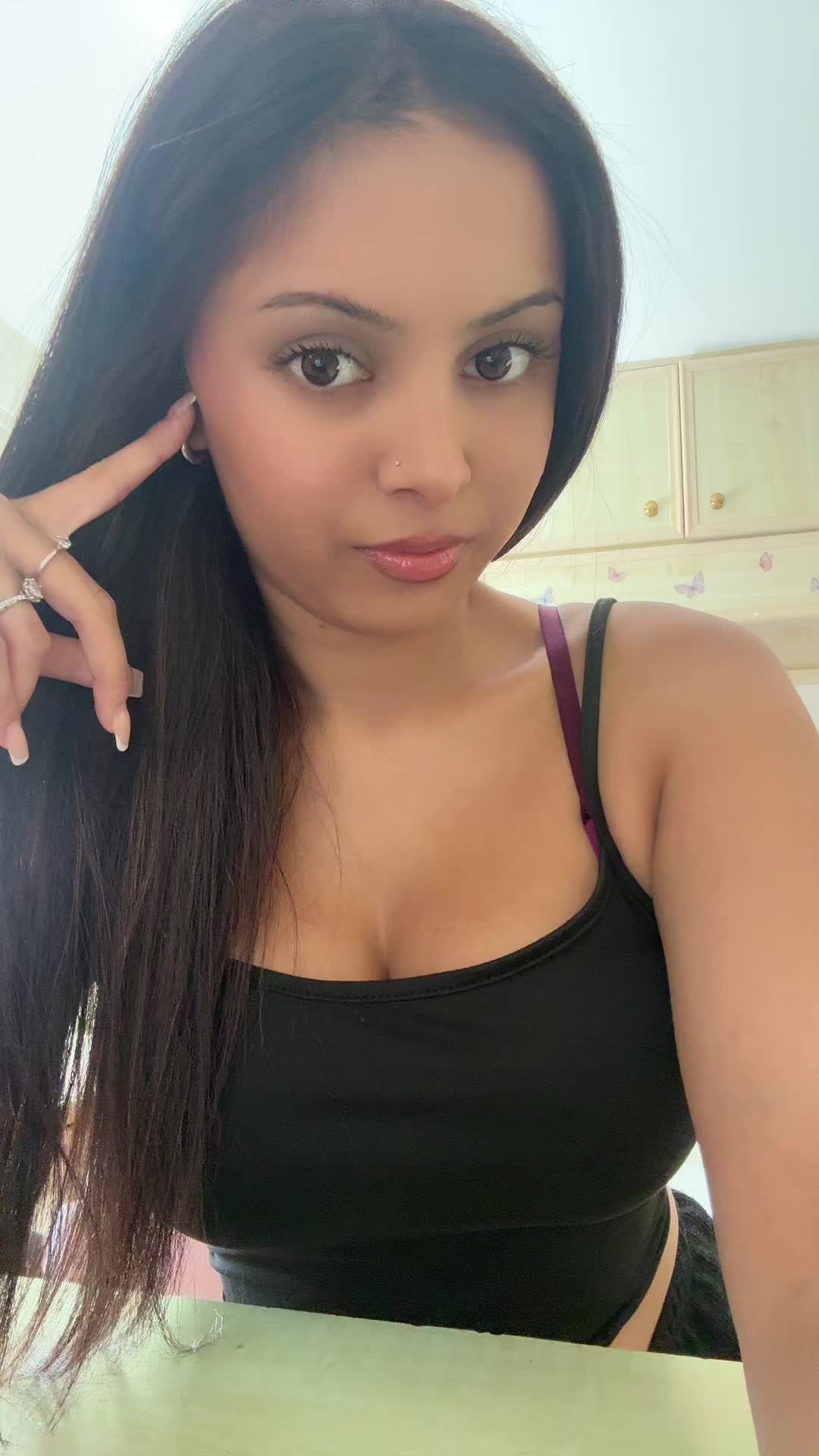 @🐰