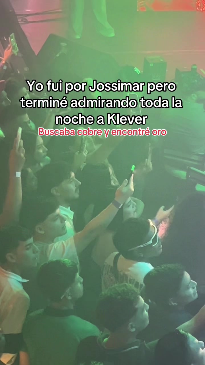 @Scarlet Olivo V🍬