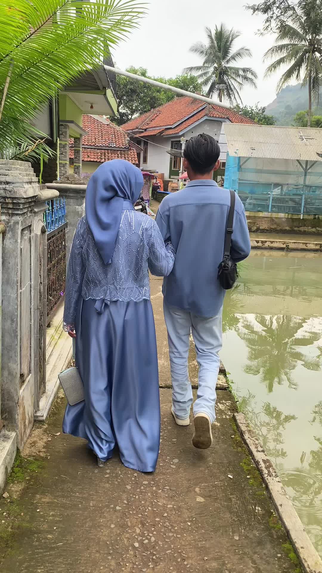@rosaasintya