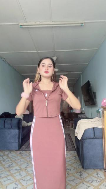 @💗 𝓨𝓐𝓢𝓜𝓘𝓝 𝓚𝓗𝓐𝓝💗