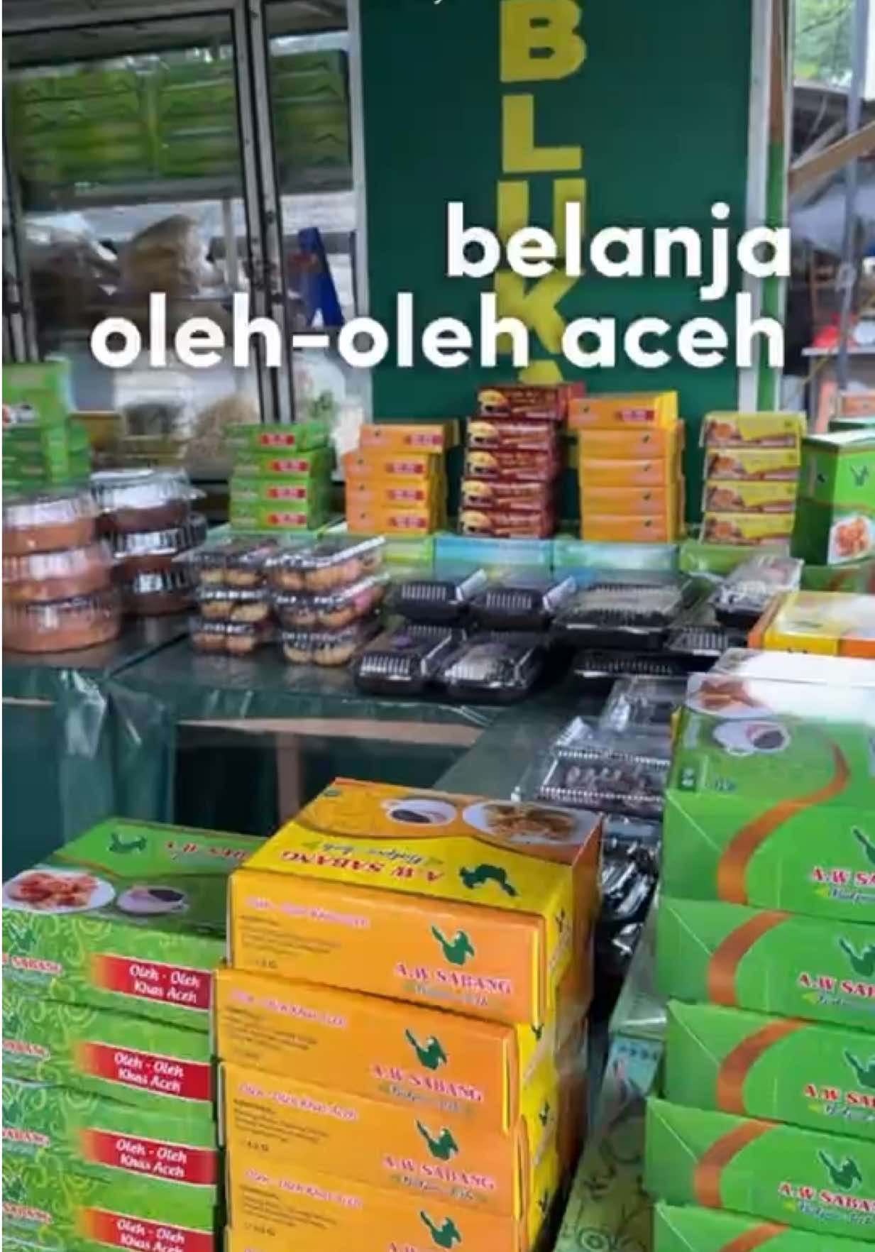 @suka review tempat hits