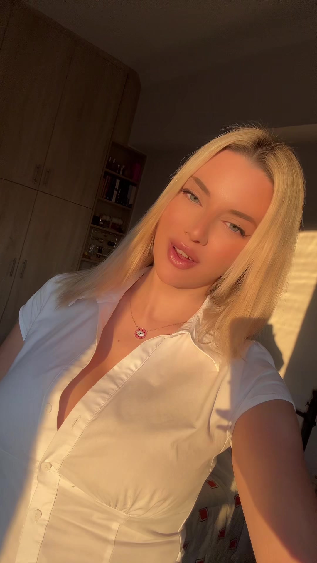 @𝑭𝒆𝒏𝒊𝒂_𝒅𝒊𝒎🍒