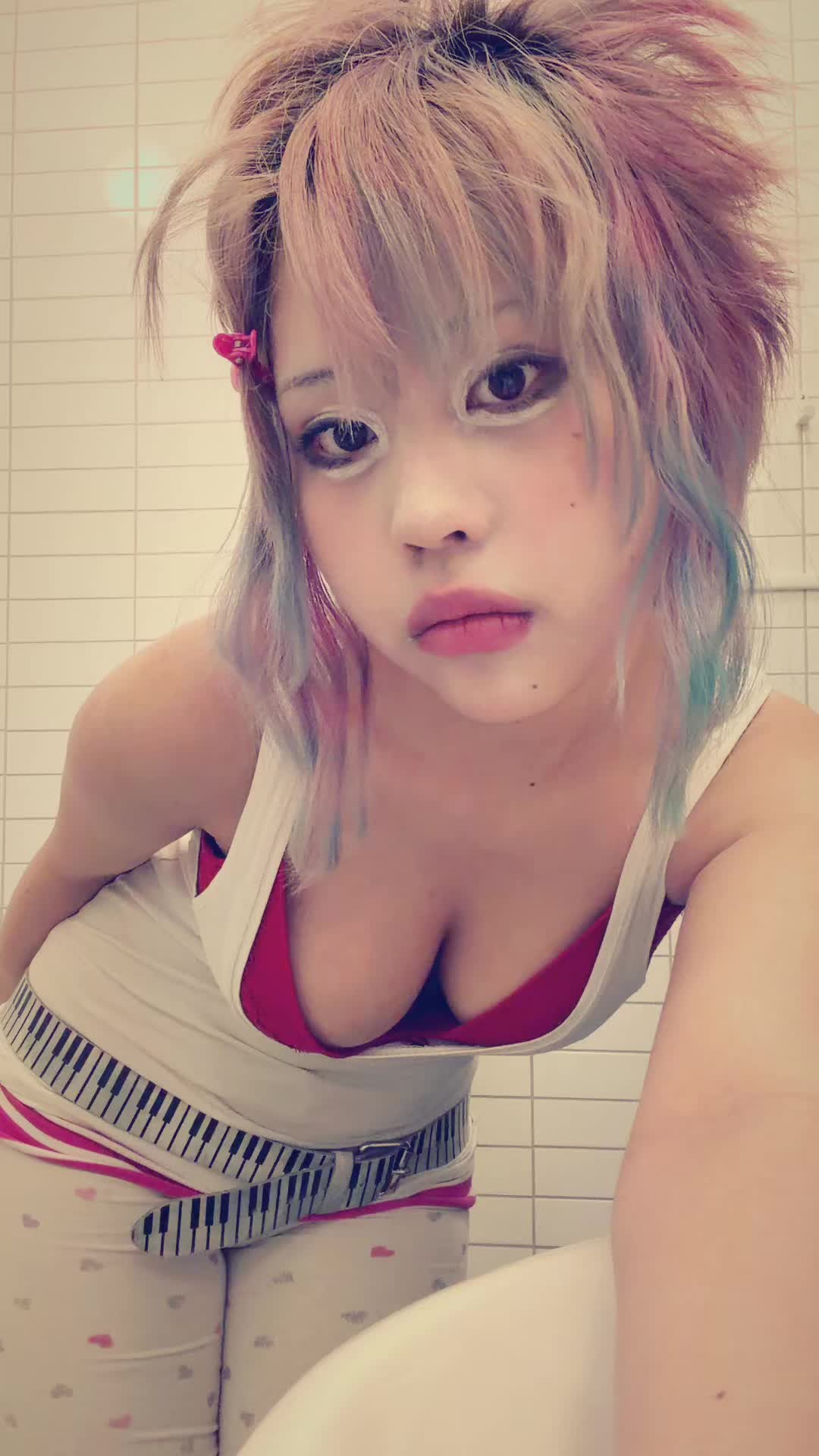 @Ammy🦄
