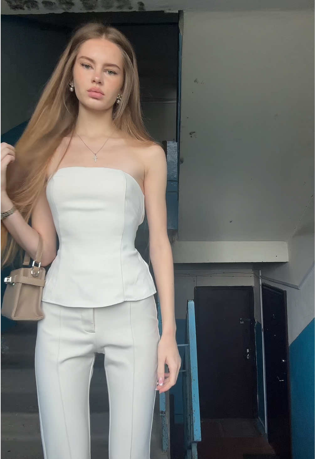 @alinnnval 🪽