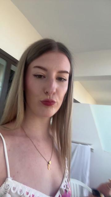 @lucy <3