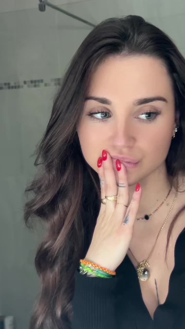 @Em ツ
