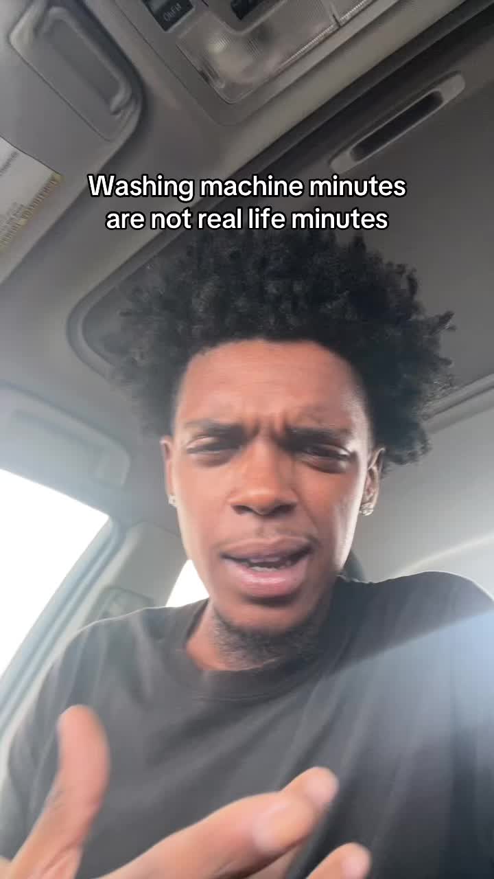 @iamChriss