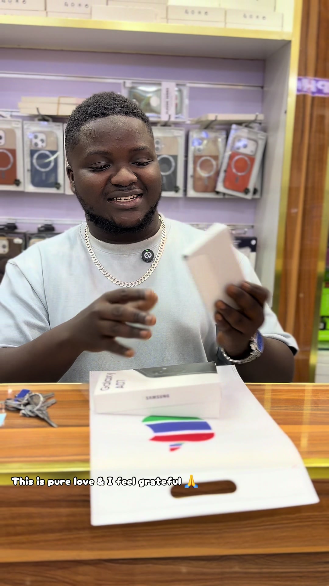 @Buy Apple 🇬🇲