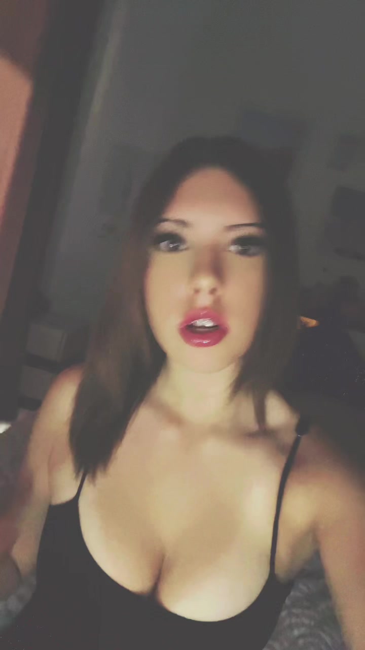 @ꨄ 𝐄 𝐕 𝐀 ꨄ