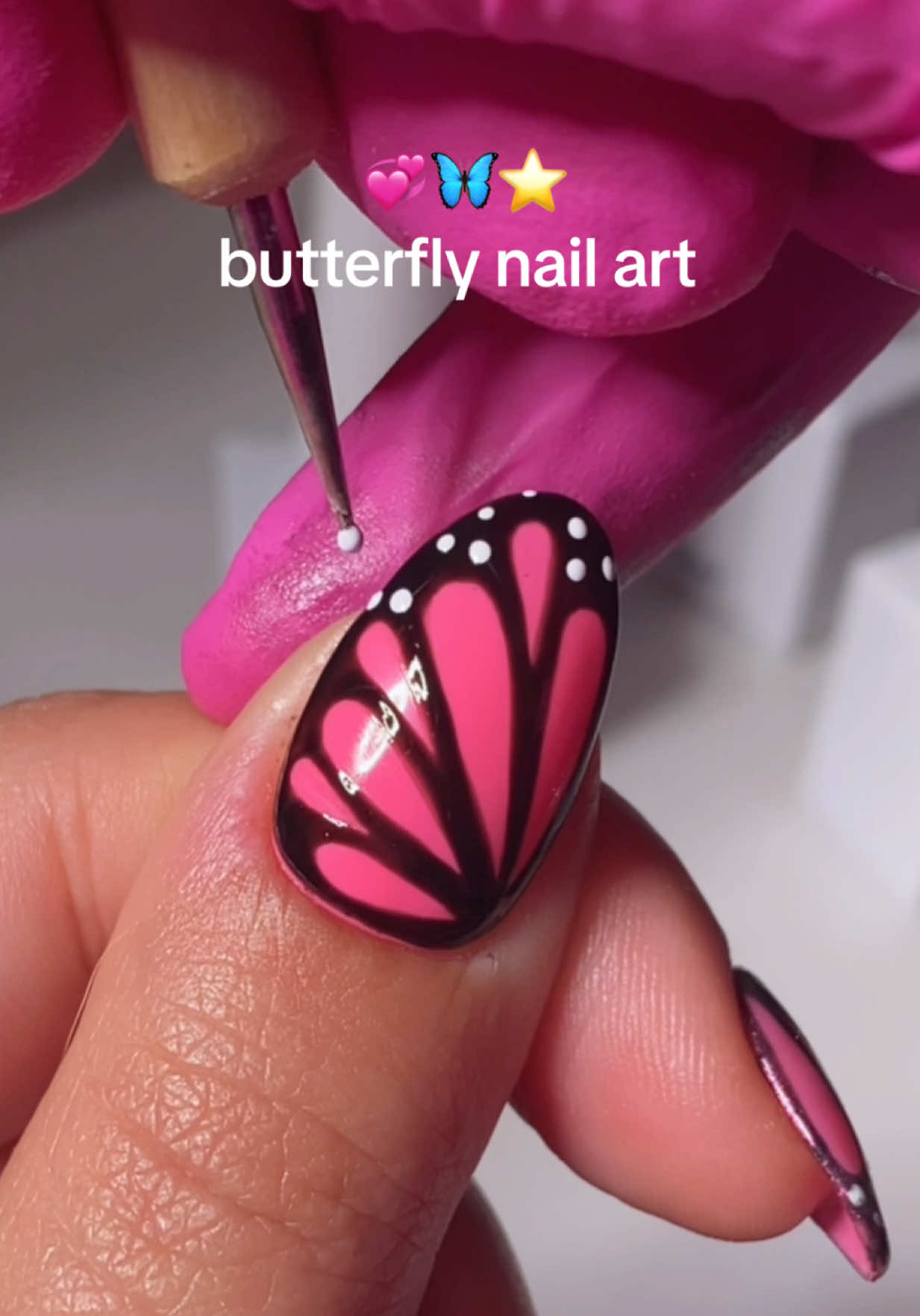 @Nailboo
