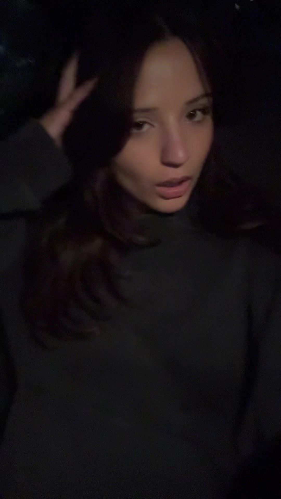 @daniela