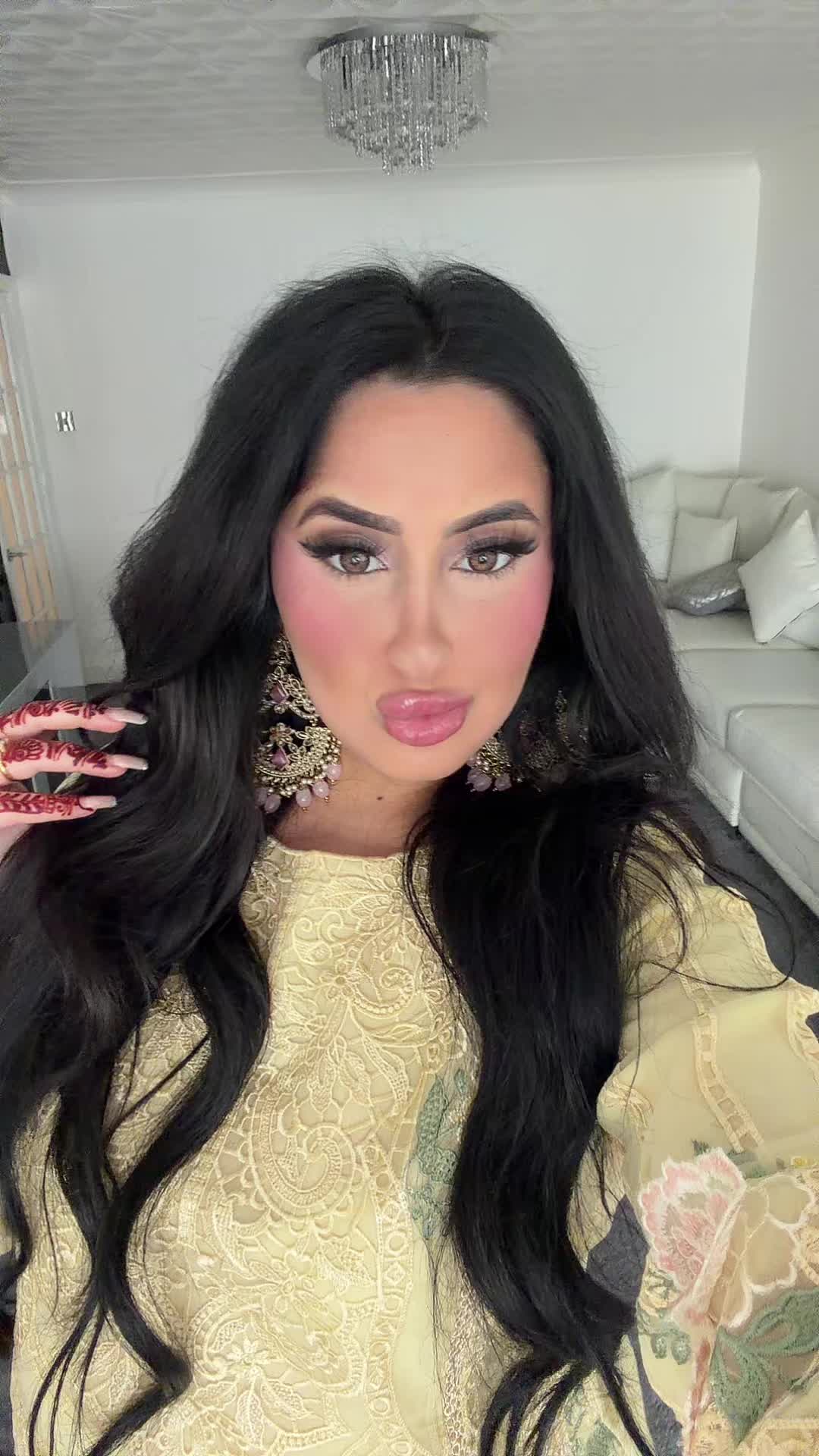 @Zaina.khanx
