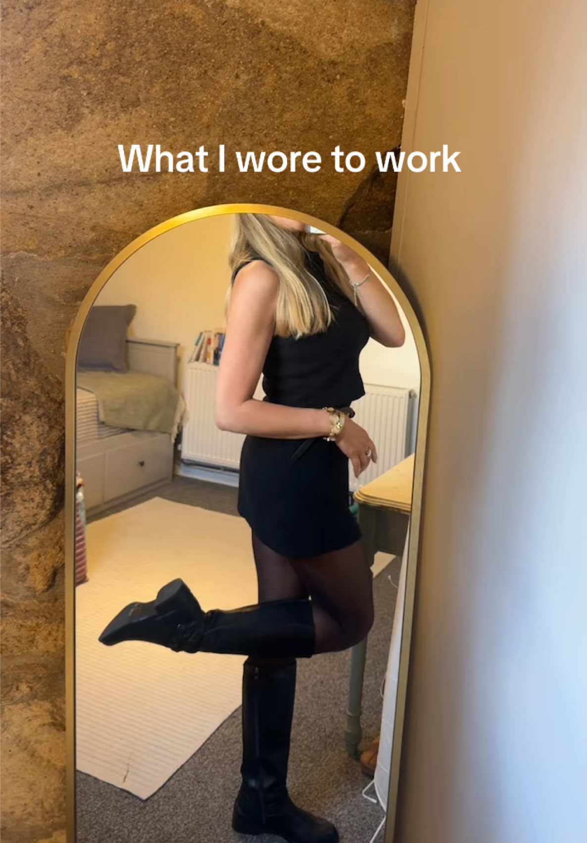 @Ellie