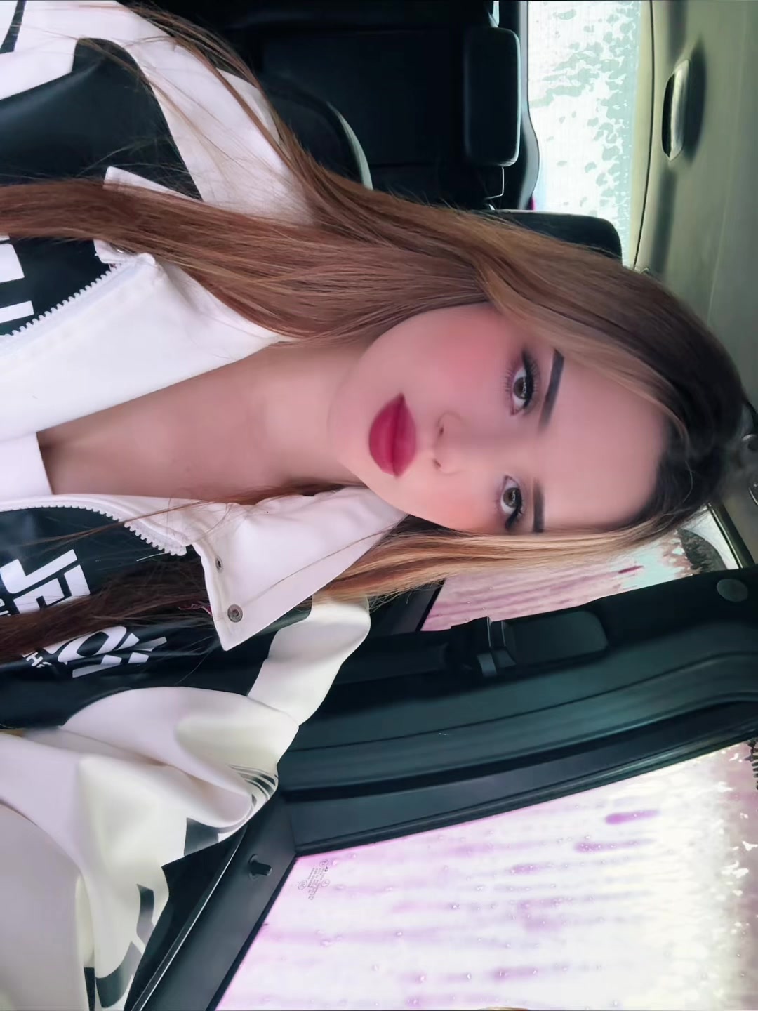 @Викуся💗