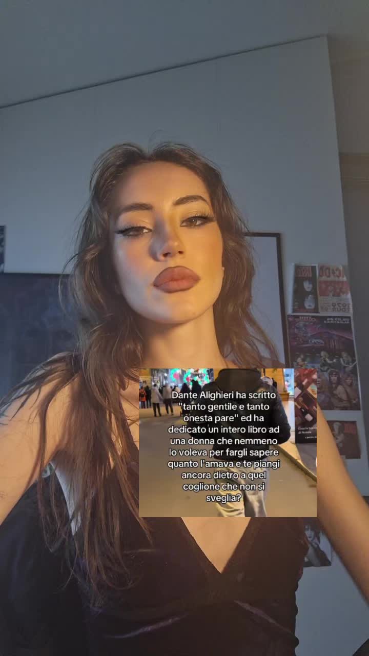 @Angelica🎸☠️🕷️