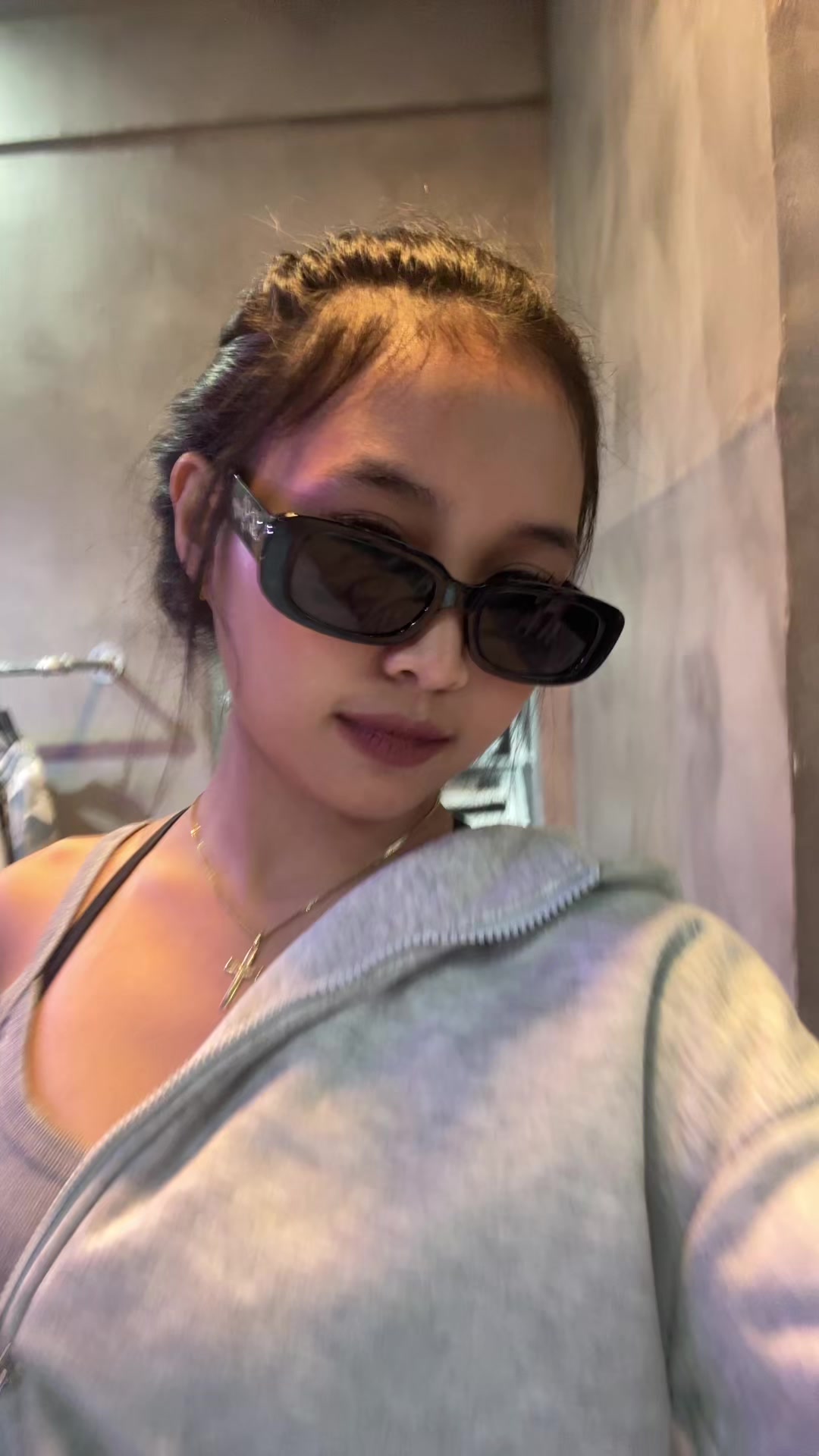 @zumi...