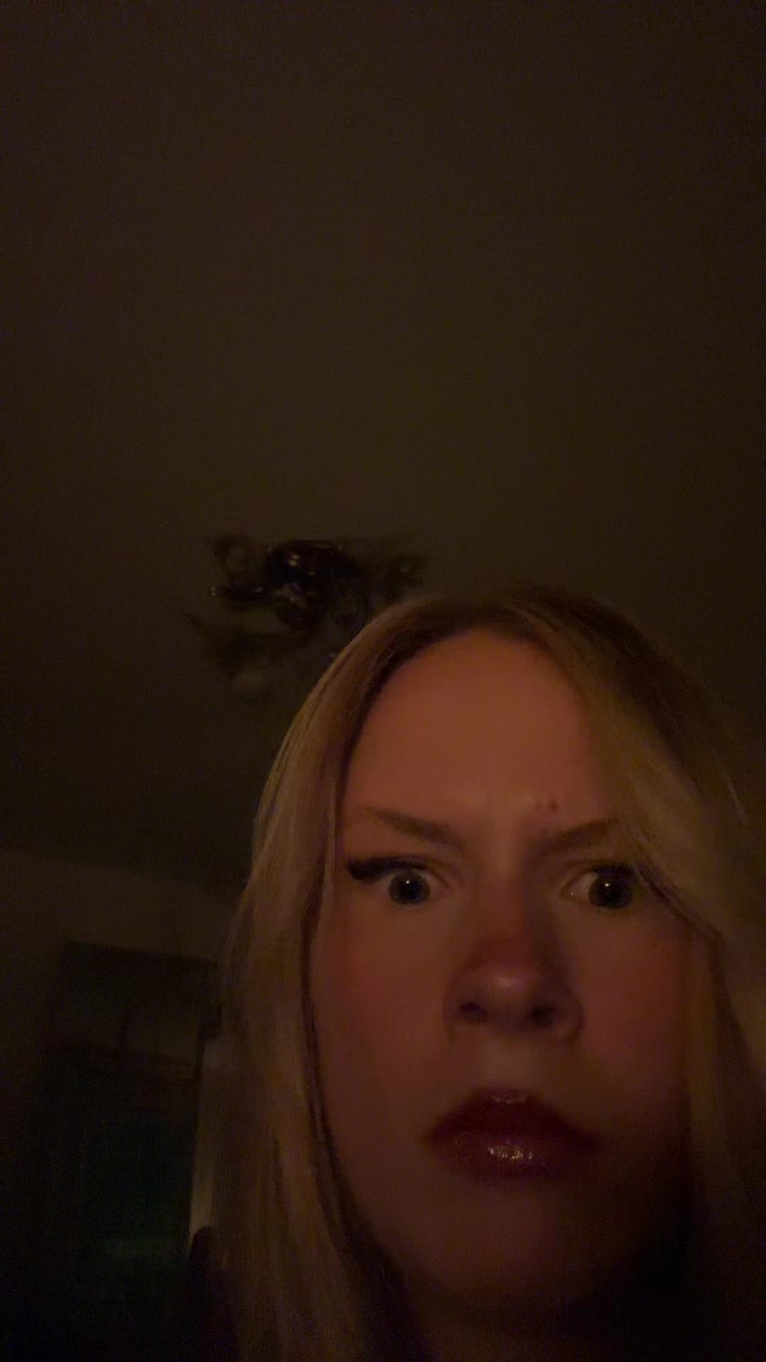@nicole