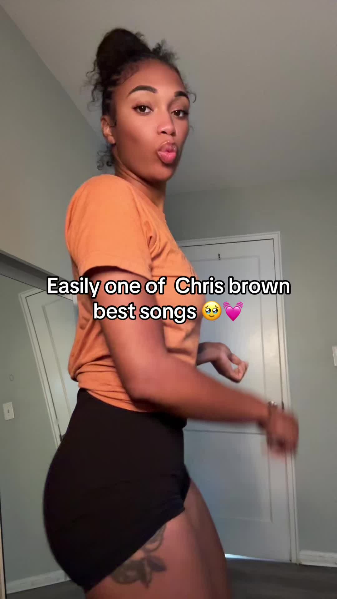 @TheRealGoldenbeautii