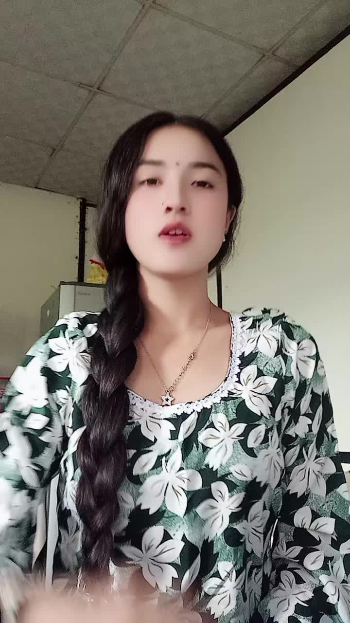 @Bomjan_Ganga💟✨