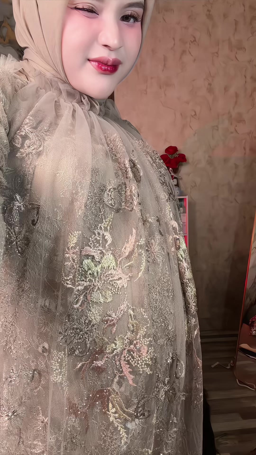 @Ara
