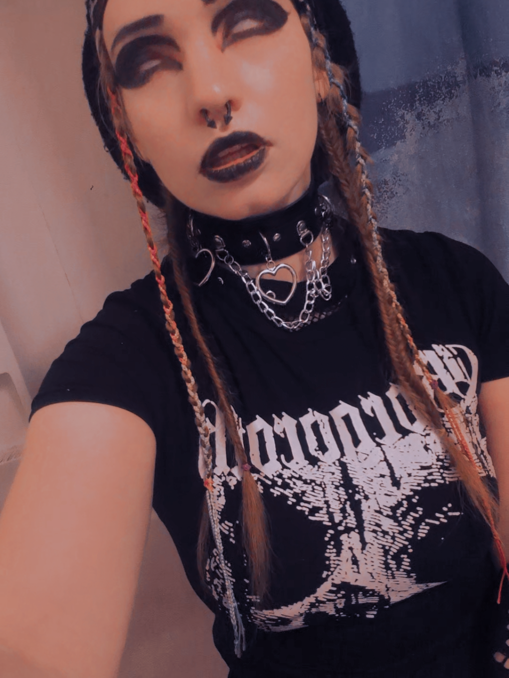 @Love2h8u