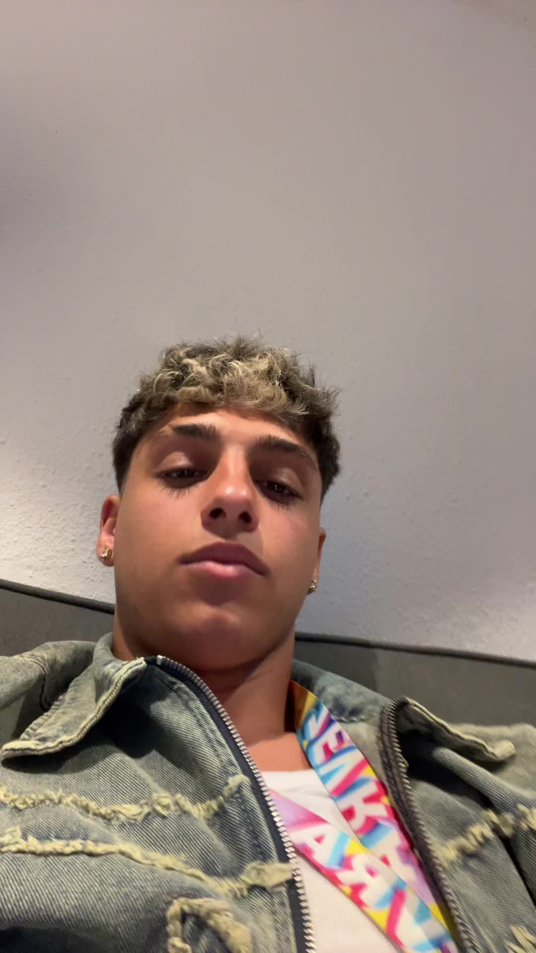 @Cano🐺