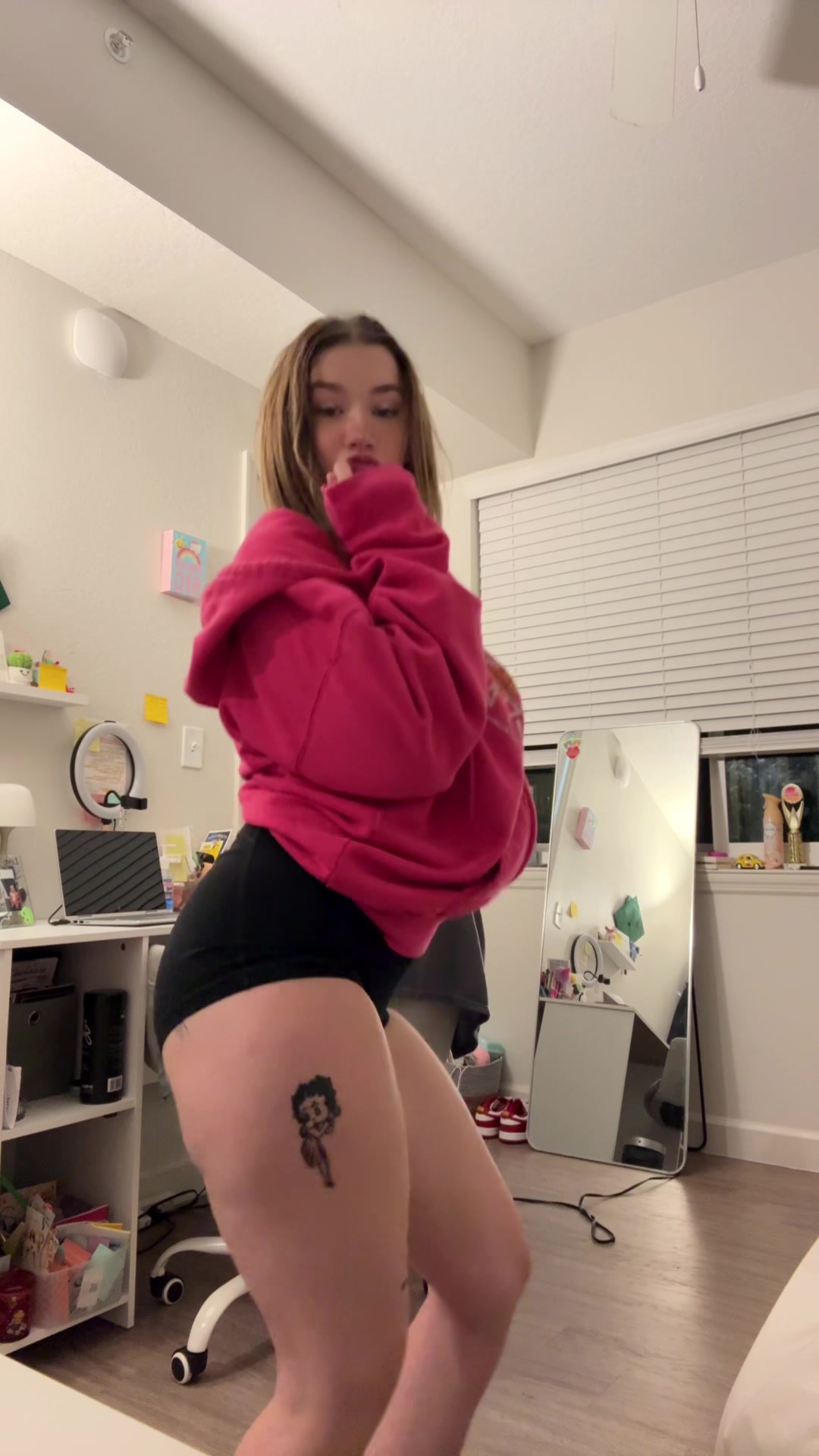 @Ruby Renni 🜲 🤍