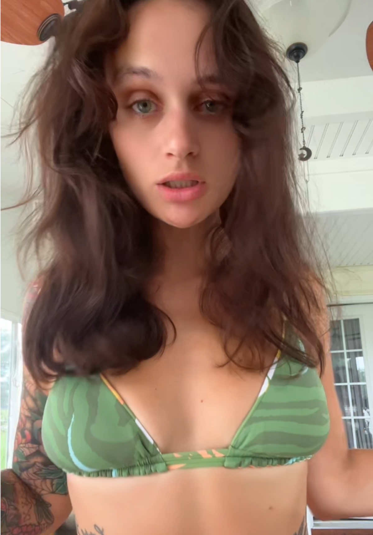 @katgothbrat