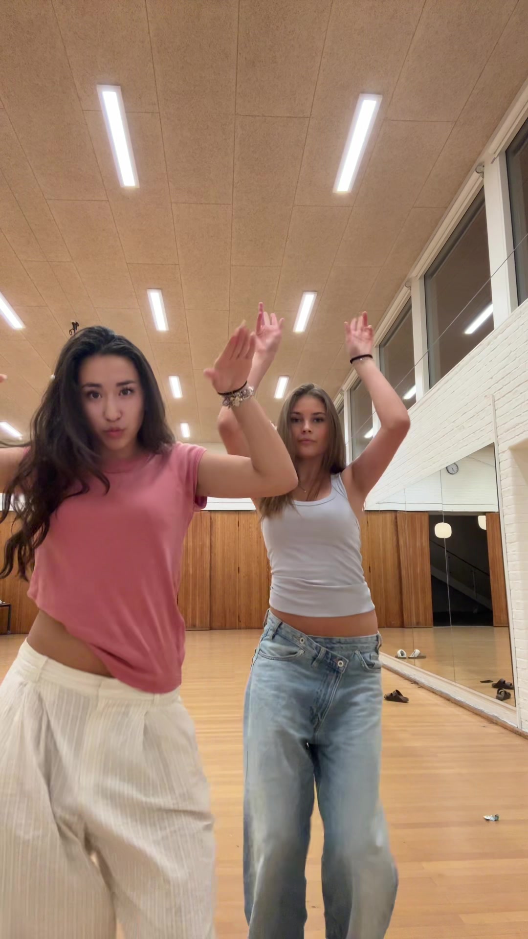 @Lily🌟