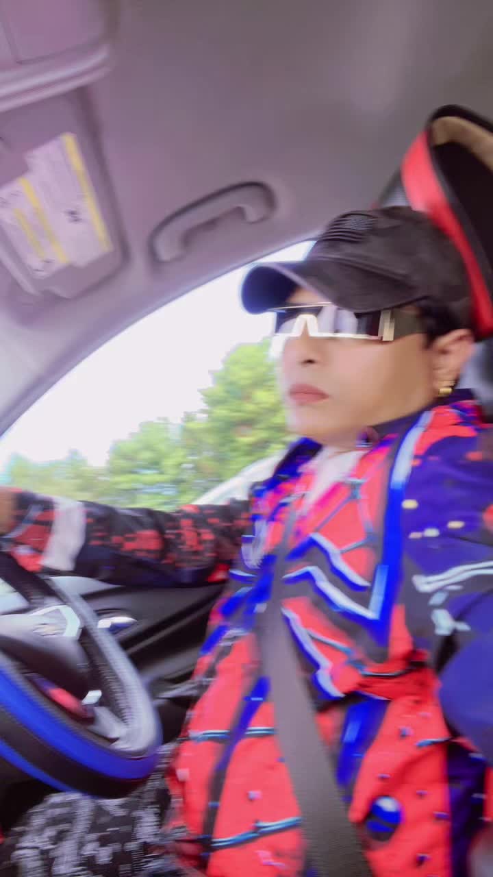 @bestie