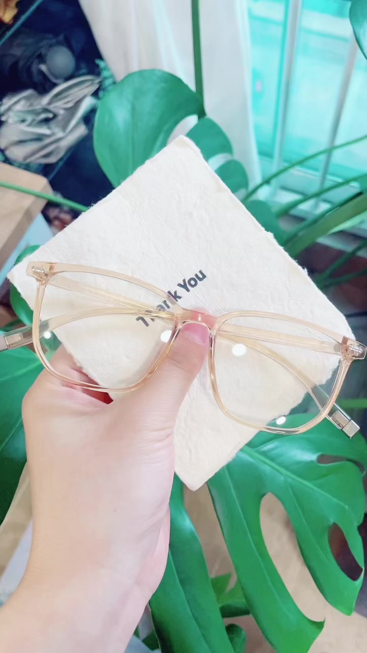 @Design Glasses