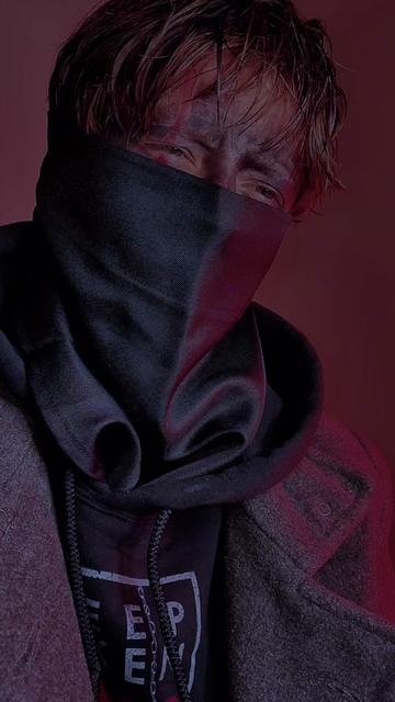 @themaskedneon