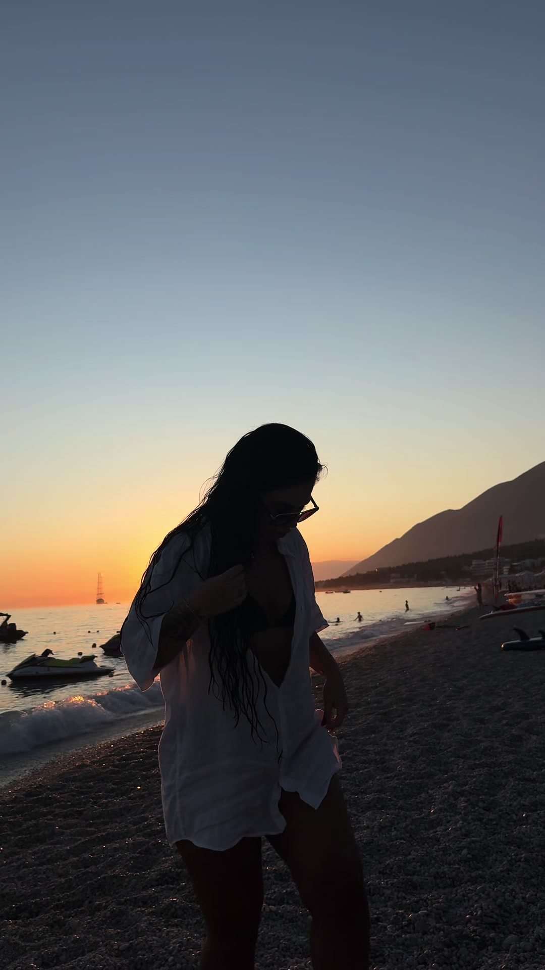 @Elisabeta