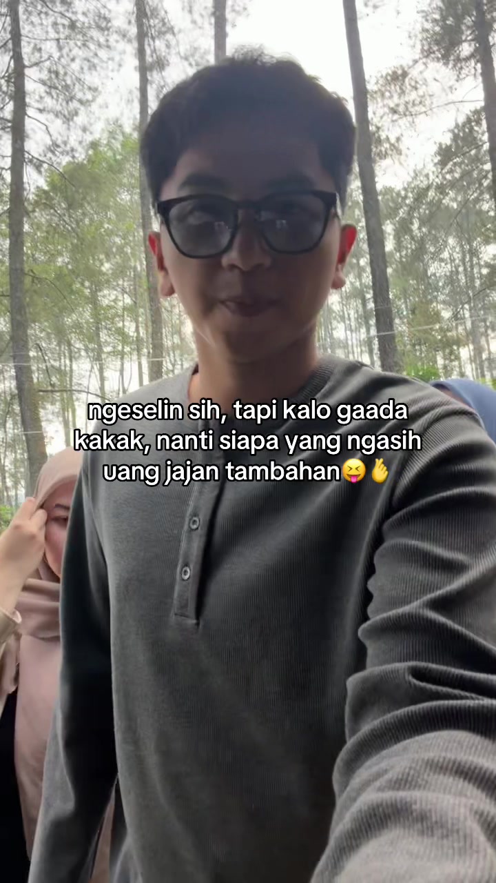 @mjull_